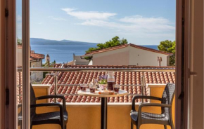 Cozy Apartment In Baska Voda With House Sea View